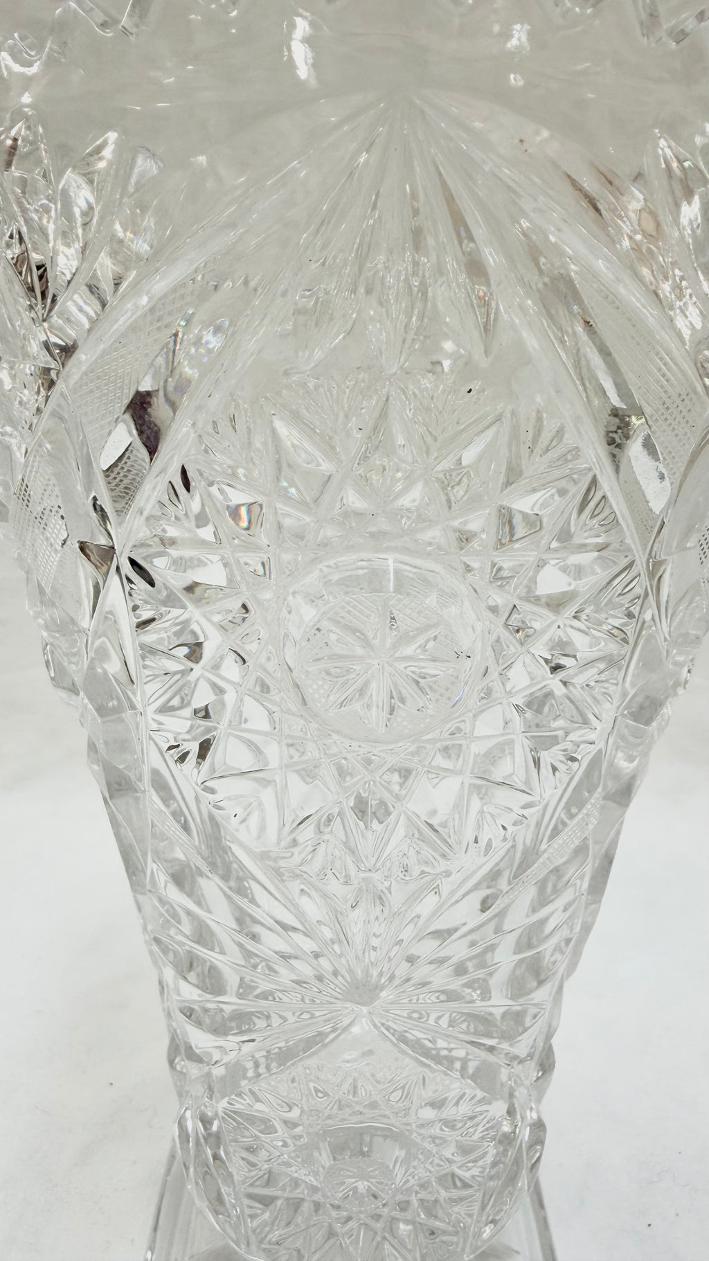 Vază din Cristal 24% PbO – Ø15,5 × 26 cm