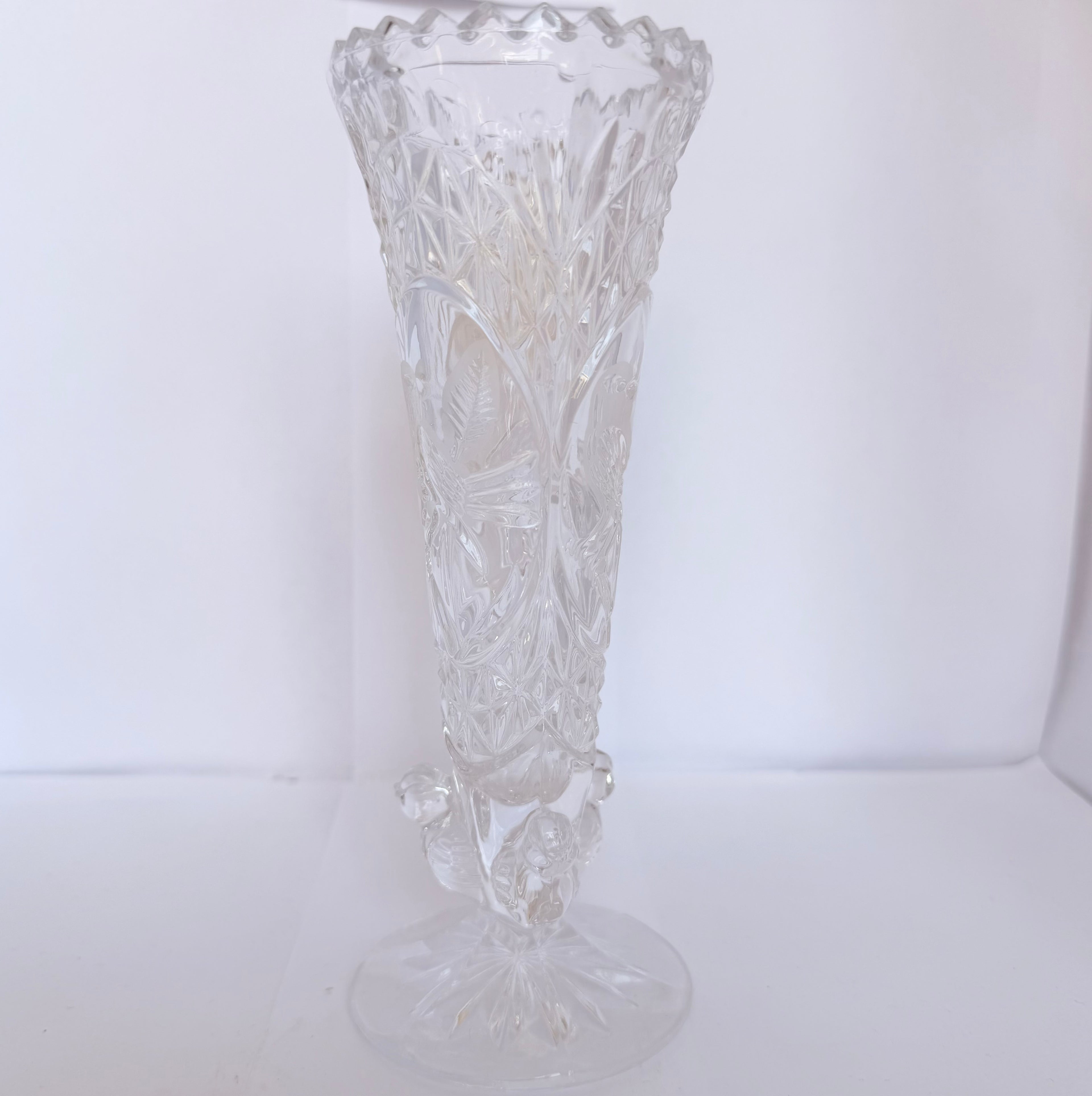Vază Cristal 24% PbO Transparentă – Ø7 × 18 cm
