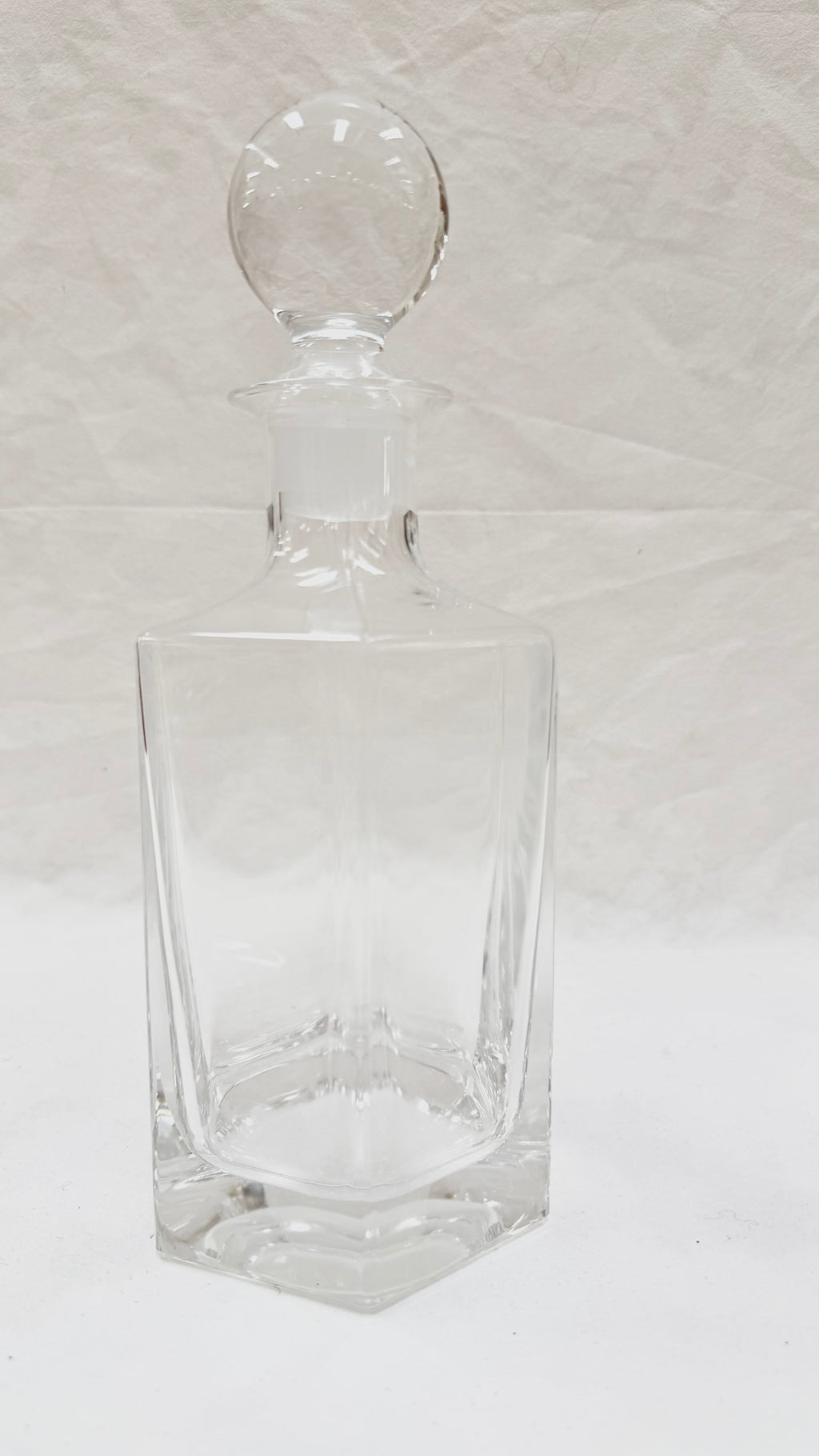 Sticlă din Cristal 24% PbO – 11 × 11 × 28 cm