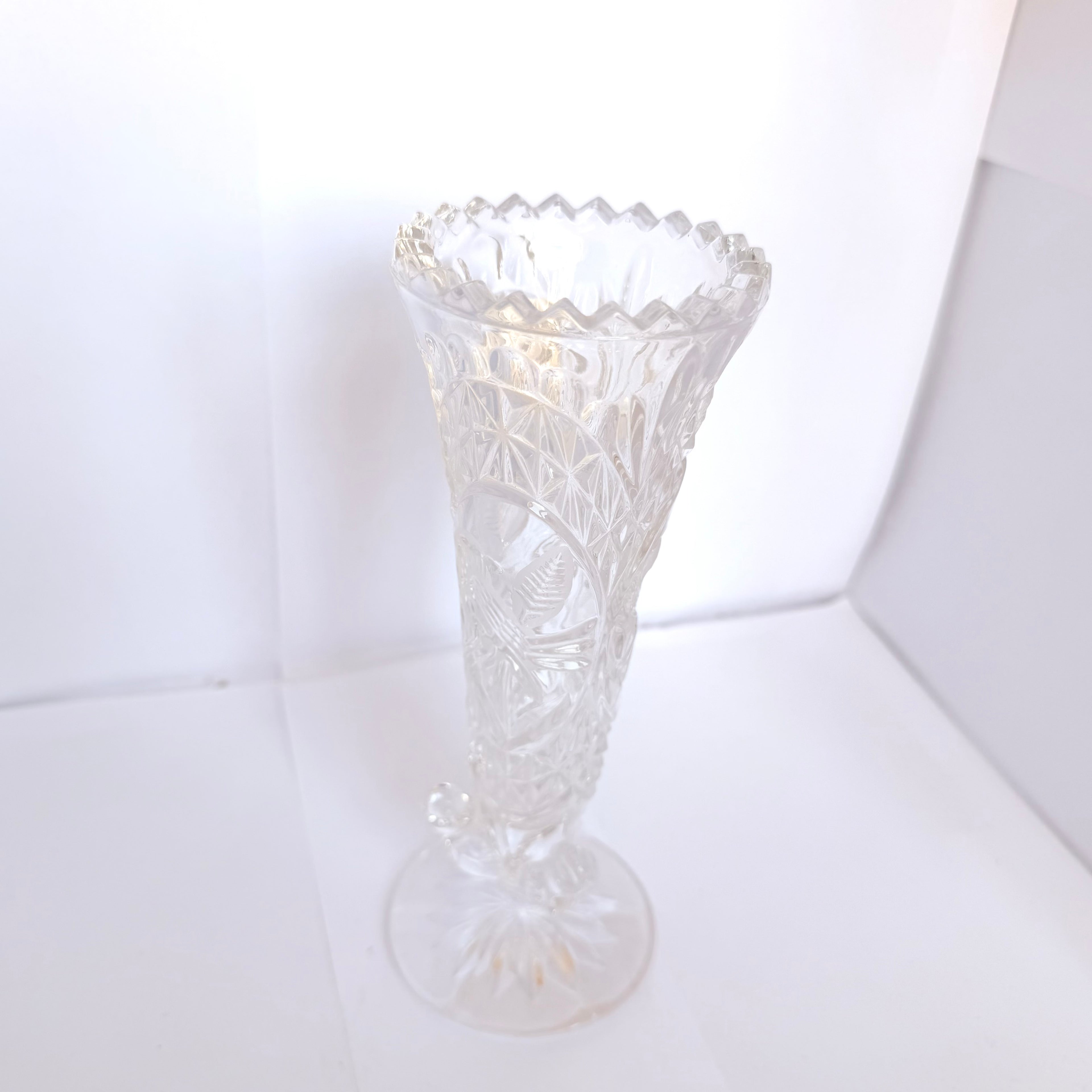 Vază Cristal 24% PbO Transparentă – Ø7 × 18 cm