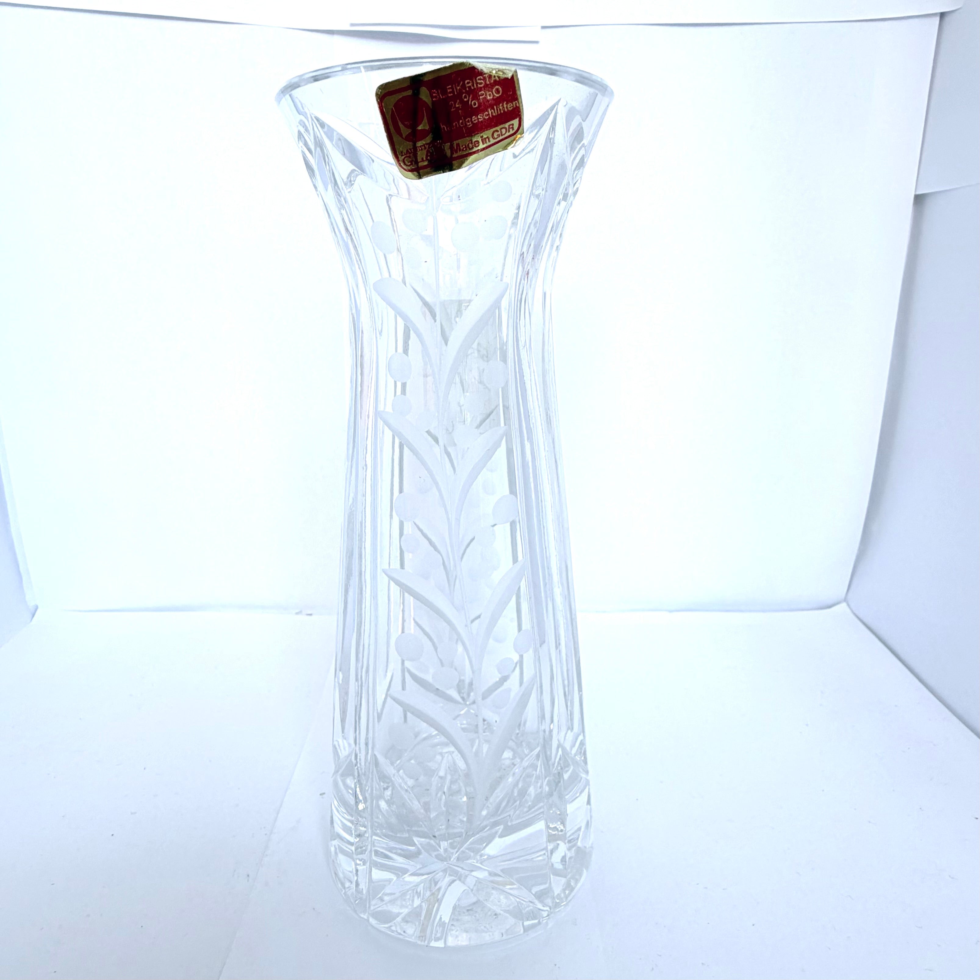 Vază Cristal 24% PbO Transparentă – Ø7 × 18 cm