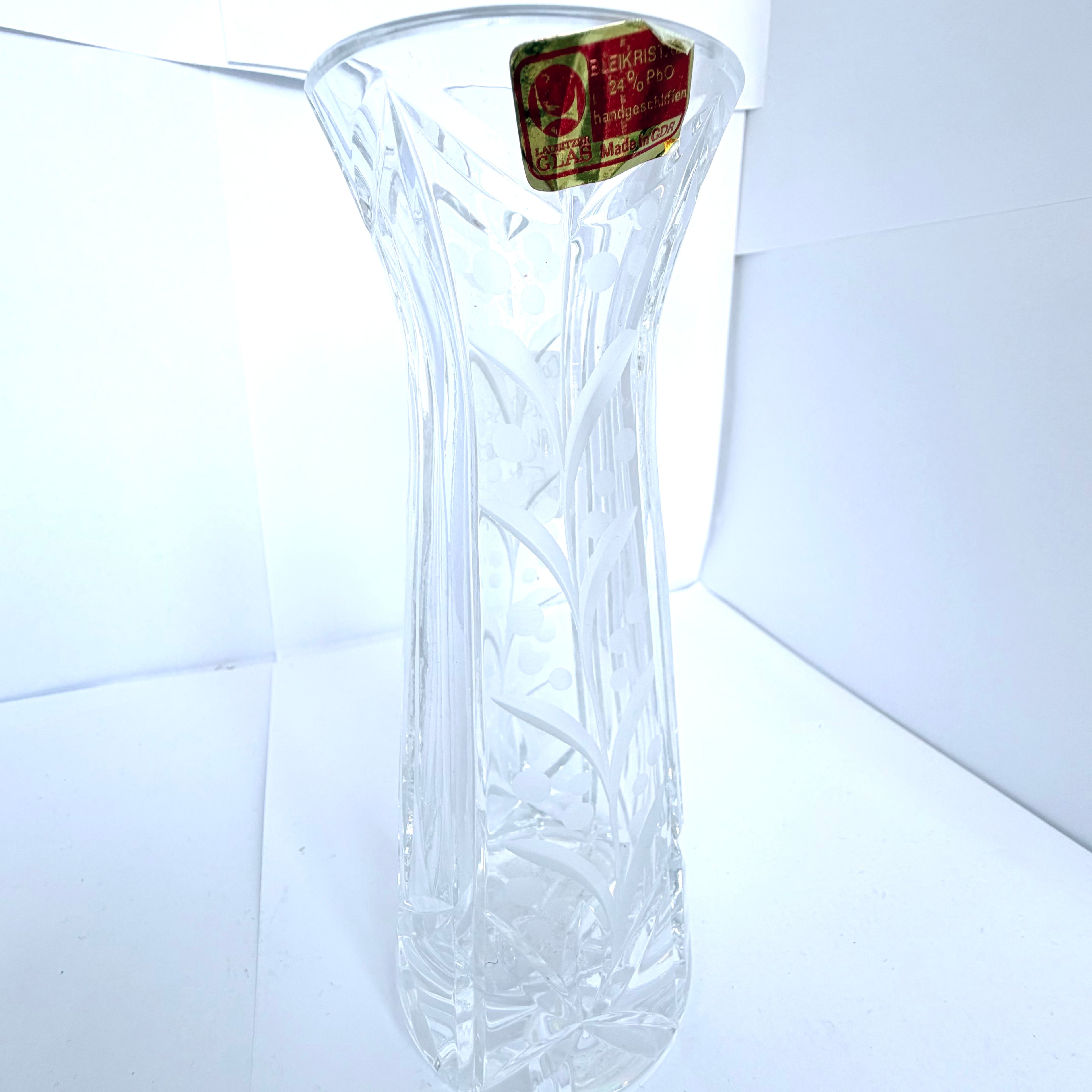 Vază Cristal 24% PbO Transparentă – Ø7 × 18 cm