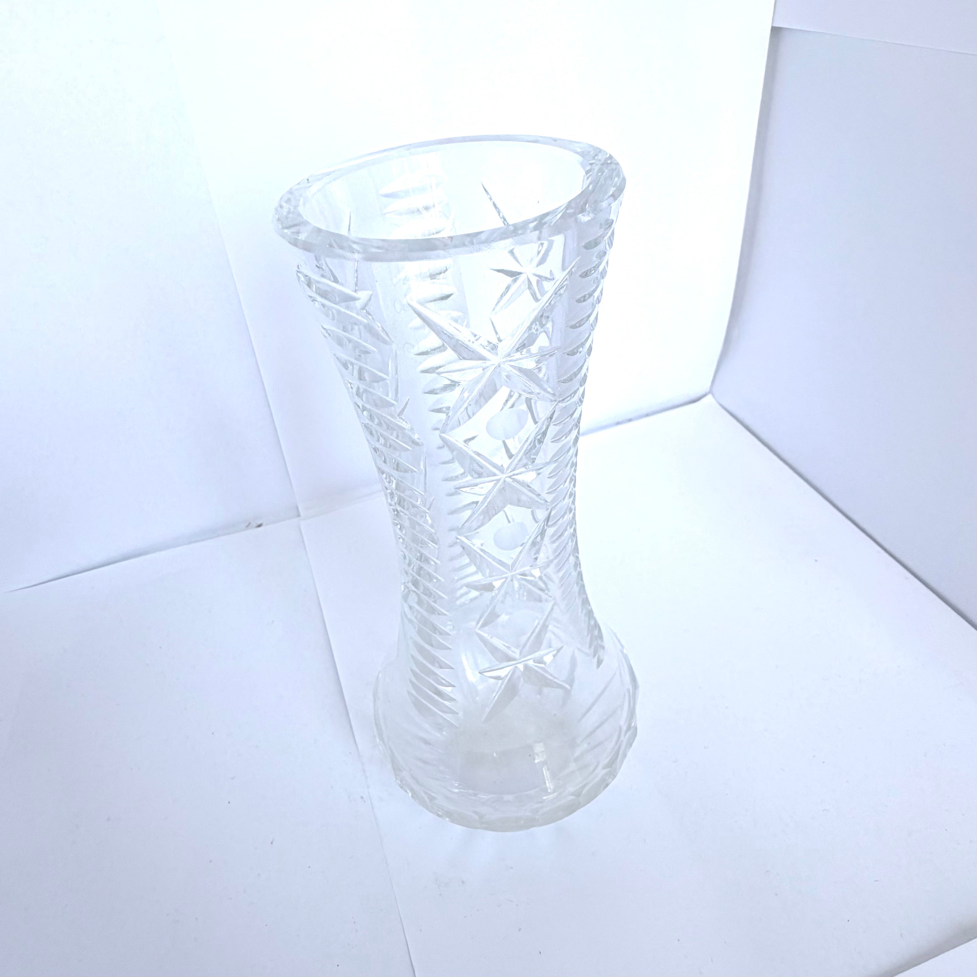 Vază Cristal 24% PbO Transparentă – Ø8 × 18 cm