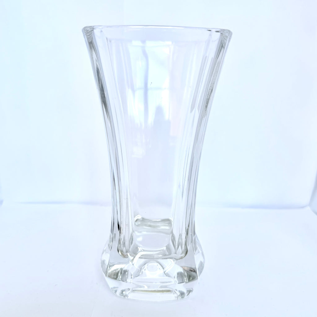 Vază din Sticlă Transparentă – 9 × 9 × 17 cm