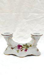 Sfeșnic din Porțelan Alb cu Imprimeu Floral – 18 × 7 × 9,5 cm