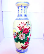 Vază din Porțelan Chinezească – Albă cu Imprimeu Multicolor – Ø11 × 26 cm