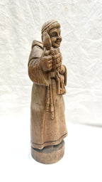 Statuetă din Lemn Sculptată Manual – Călugăr – 14 × 14 × 43,5 cm
