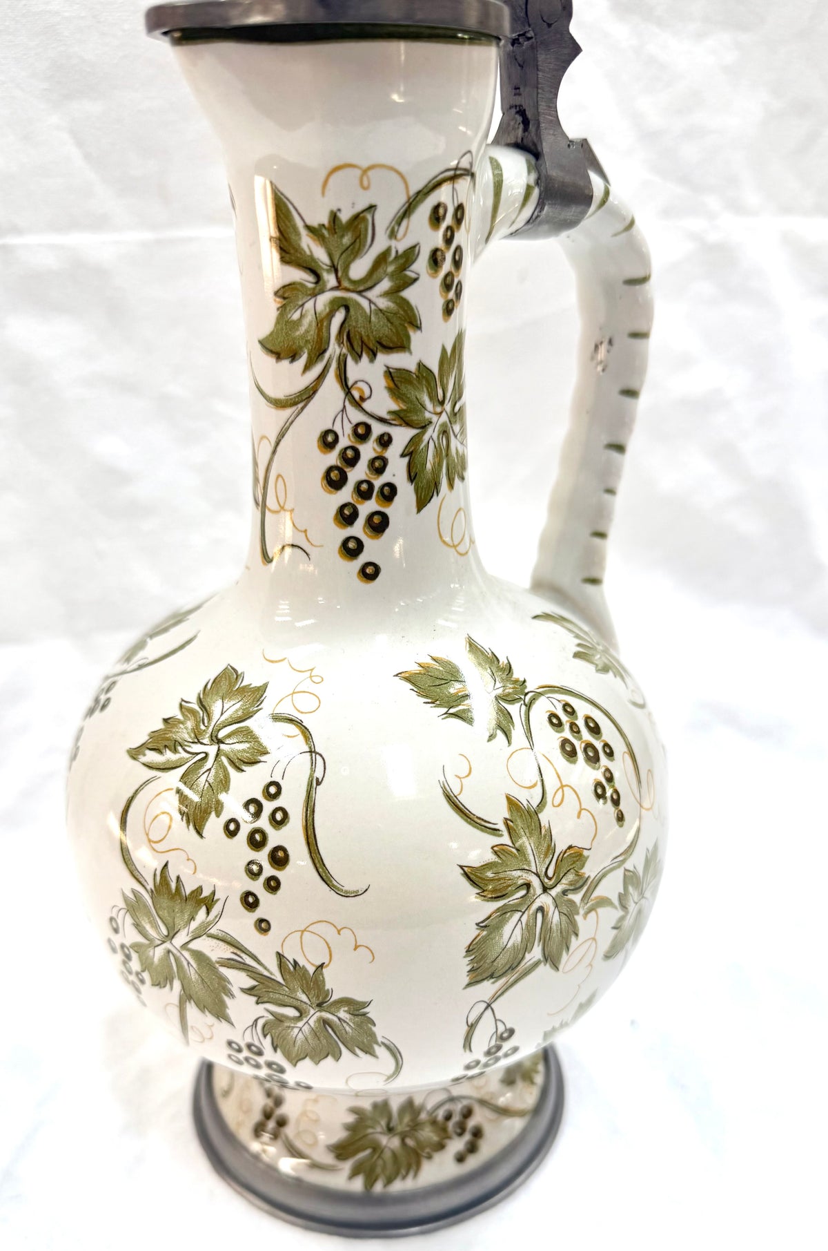 Carafă din Ceramică cu Capac din Zinc, Lucrată Manual – Ø15 × 27 cm