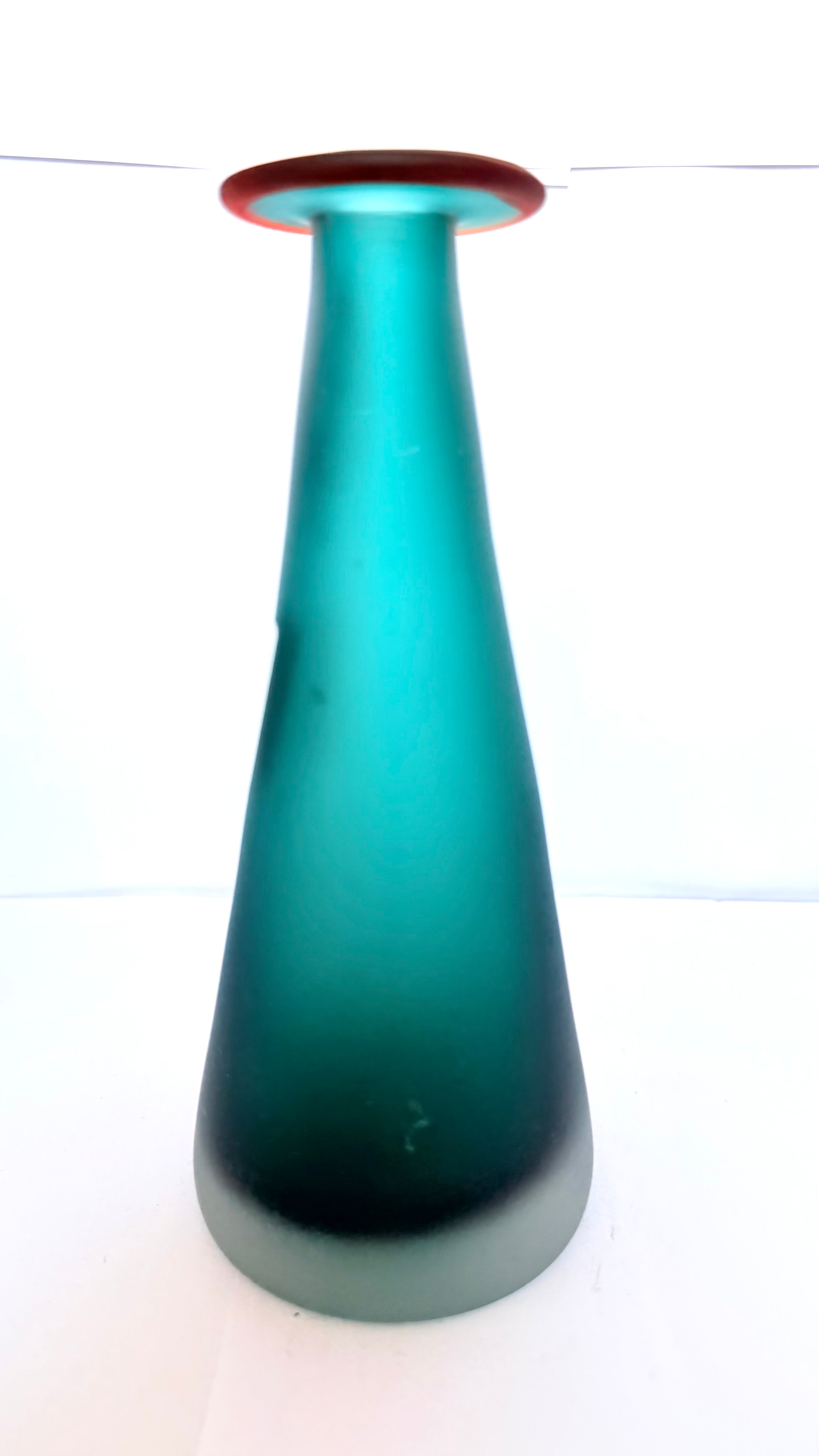Vază din Sticlă Verde – Ø9 × 20 cm