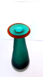 Vază din Sticlă Verde – Ø9 × 20 cm