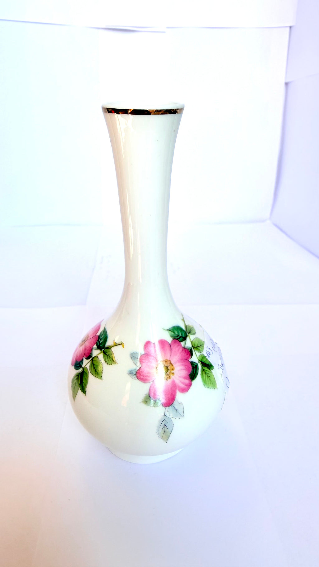 Vază Pearsons & Norwich din Porțelan Alb – Ø7 × 14 cm