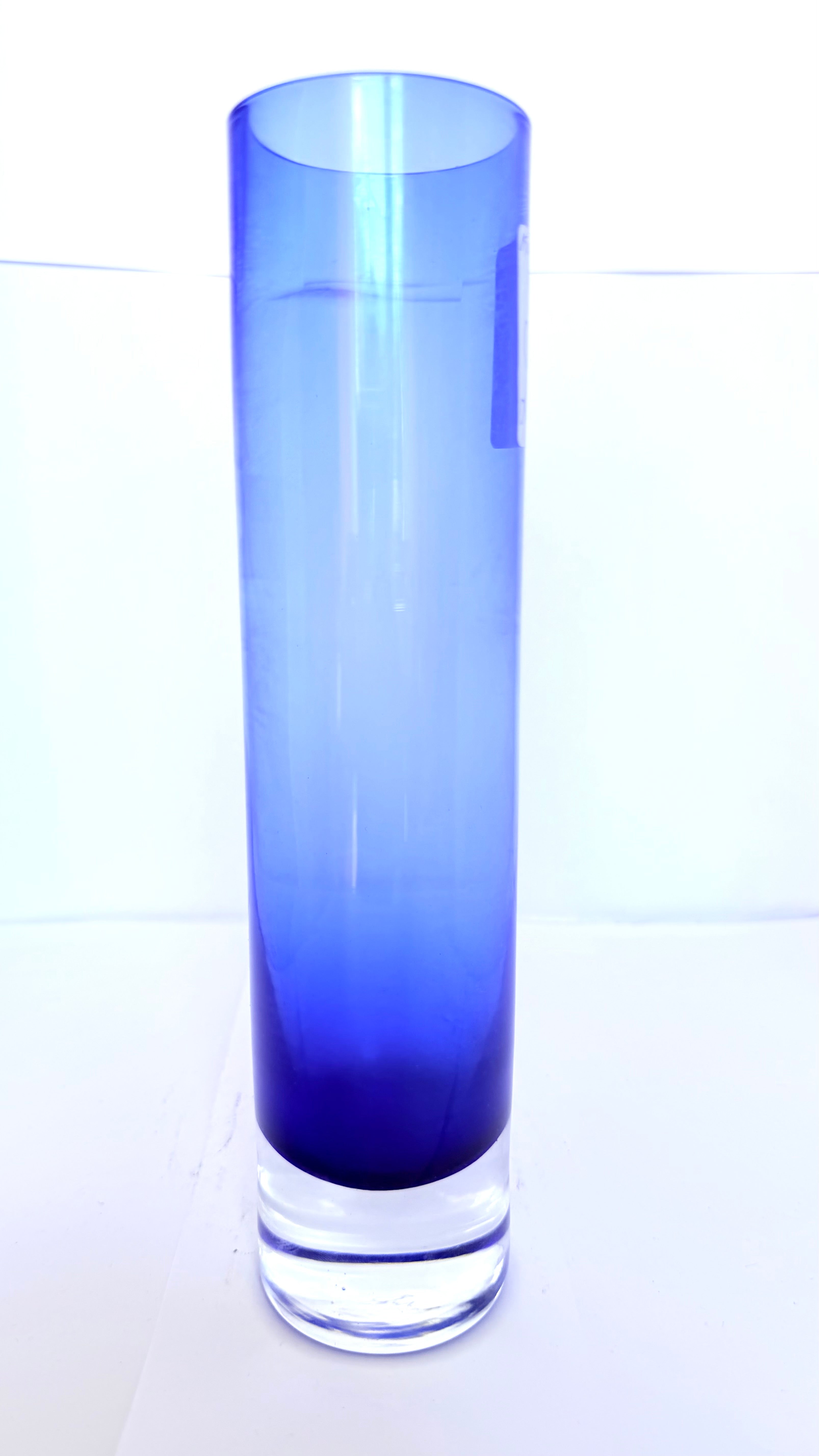 Vază din Sticlă Albastră – Ø5 × 22 cm