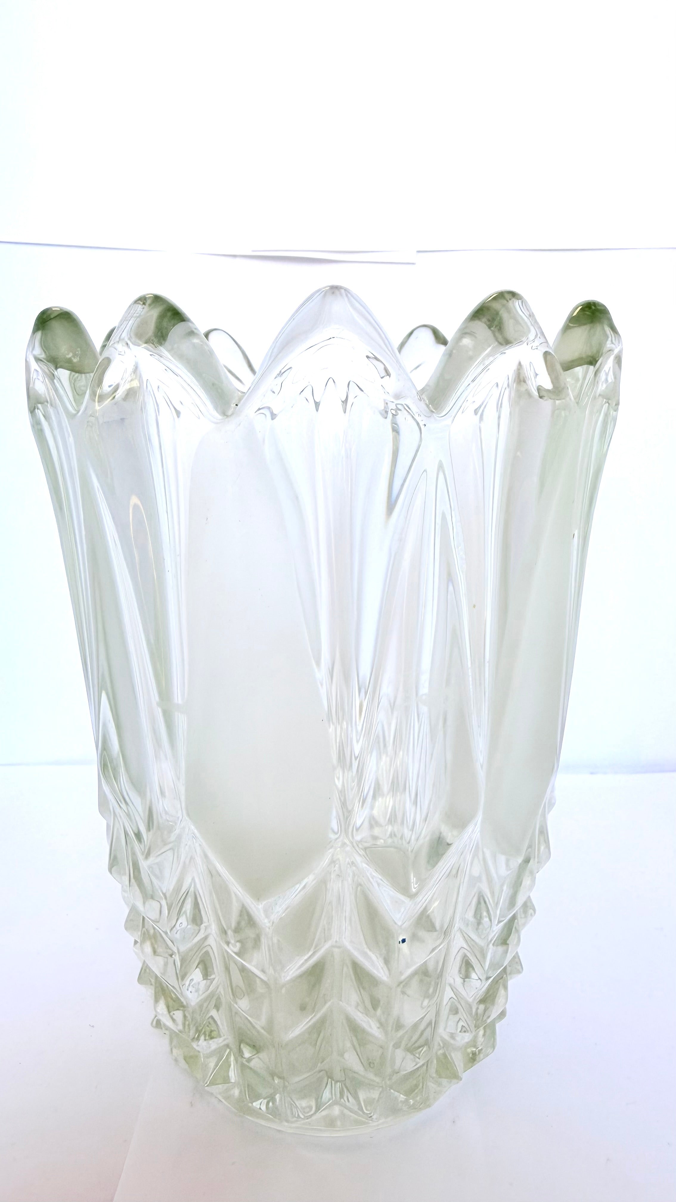 Vază din Semicristal Transparentă – Ø14 × 19 cm