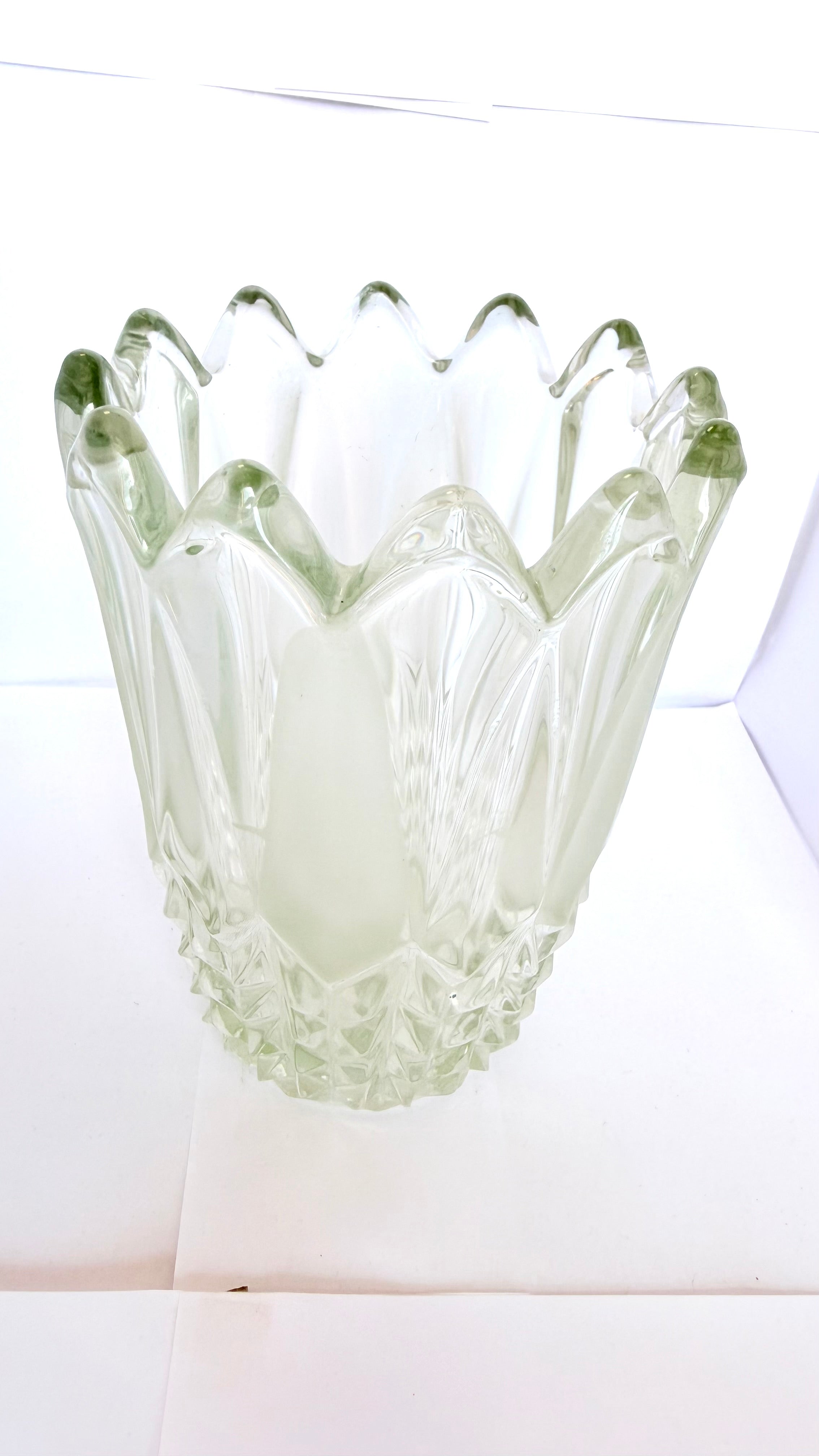 Vază din Semicristal Transparentă – Ø14 × 19 cm