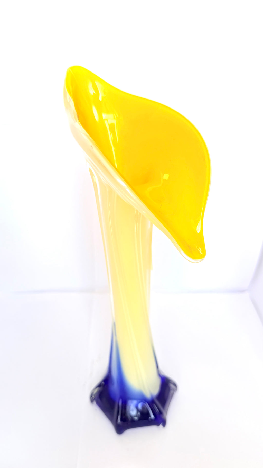 Vază din Sticlă Murano Galbenă cu Albastru – 15 × 8 × 30 cm