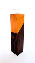 Vază din Lemn Maro cu Negru – 4,5 × 4,5 × 18 cm
