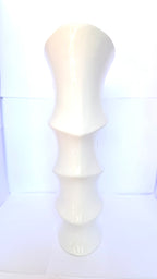 Vază din Ceramică Albă – 21,5 × 10 × 30 cm
