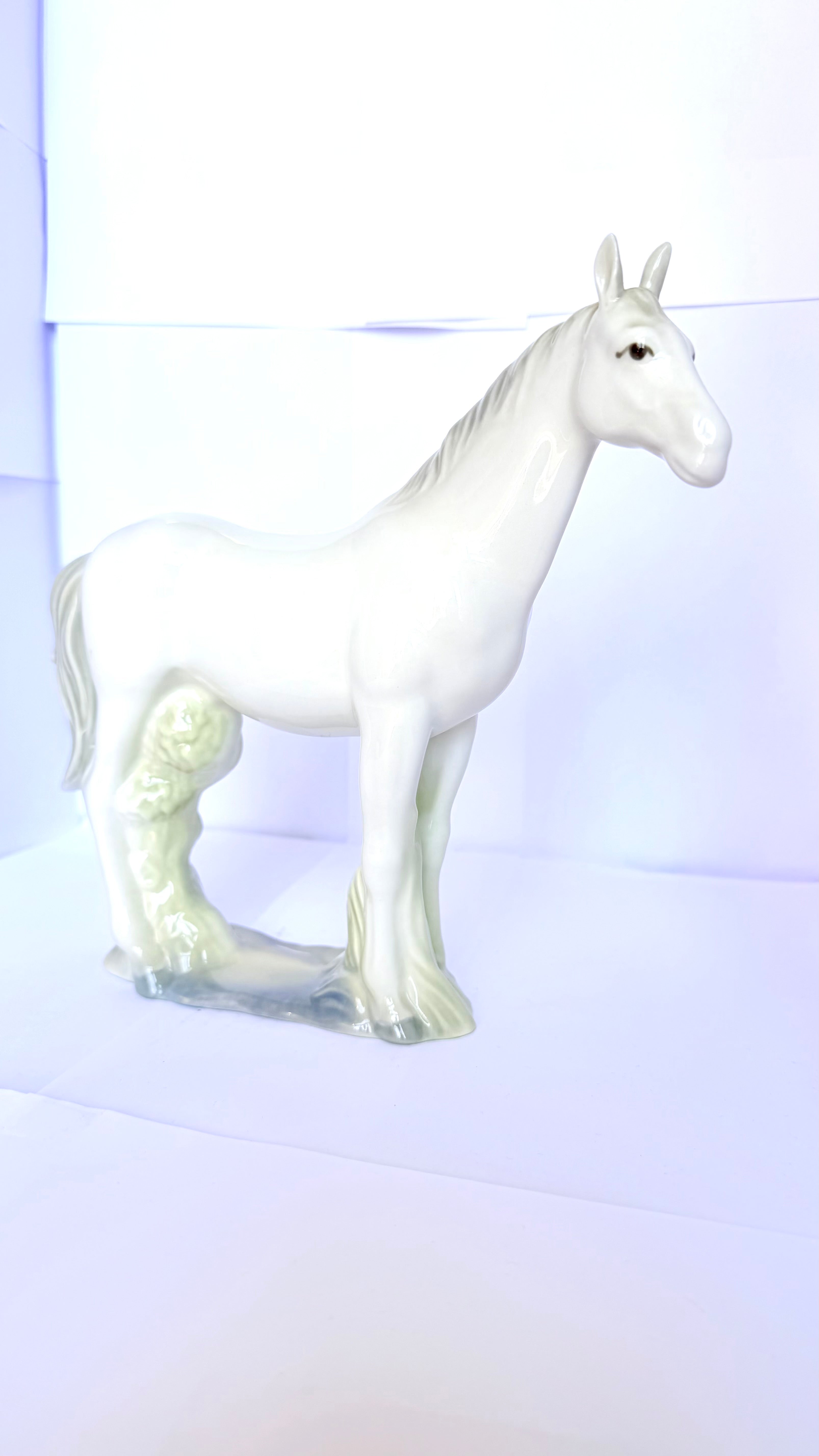 Bibelou din Ceramică ”Cal” – 24 × 5,5 × 21,5 cm