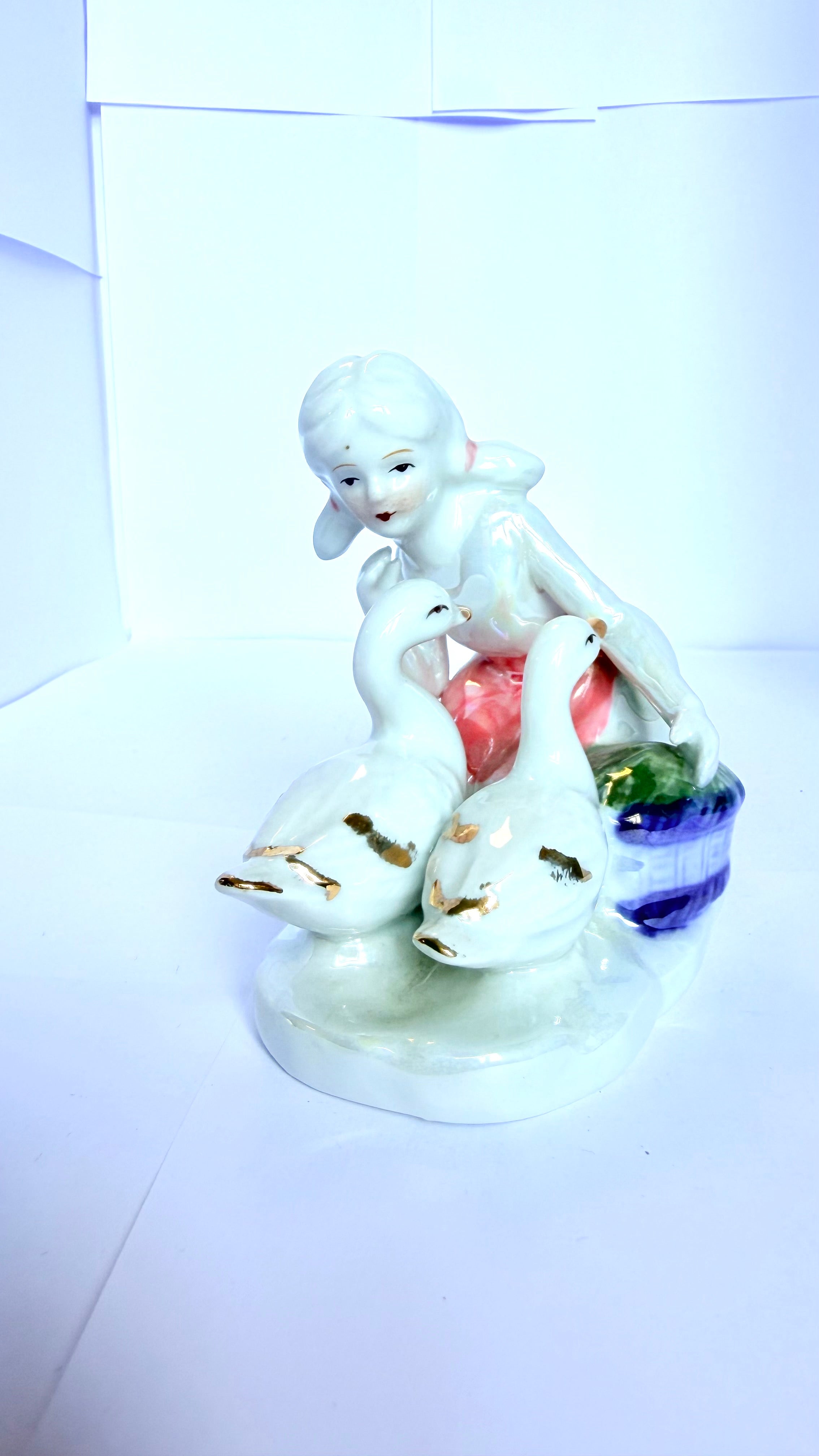 Bibelou din Porțelan – 14 × 7 × 13 cm