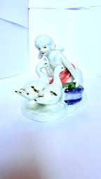 Bibelou din Porțelan – 14 × 7 × 13 cm