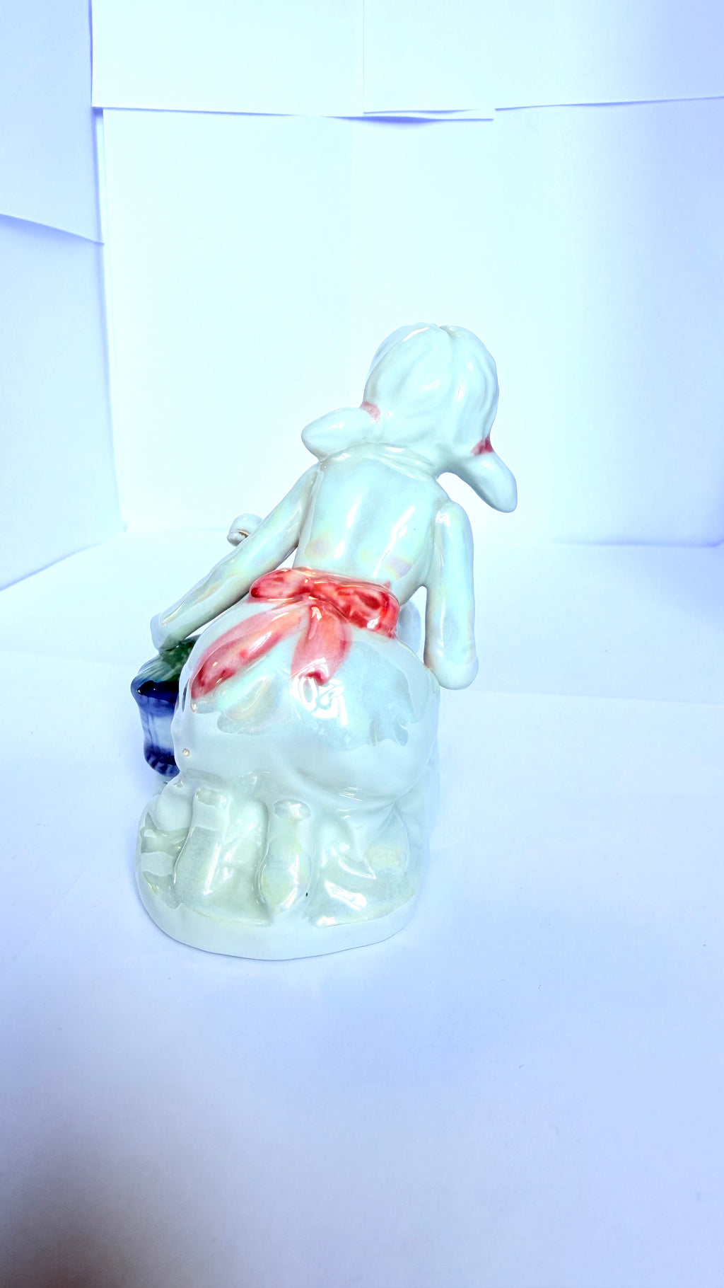Bibelou din Porțelan – 14 × 7 × 13 cm