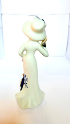 Bibelou din Porțelan – 7 × 5 × 16 cm