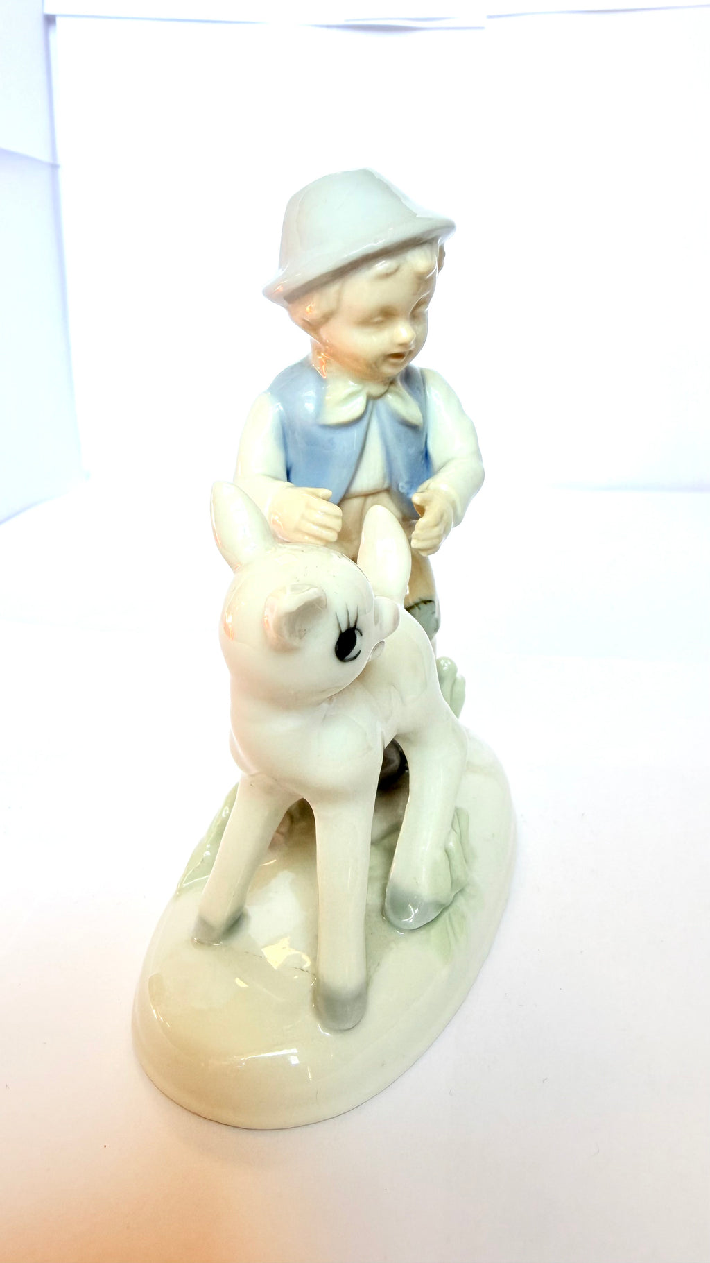 Bibelou din Porțelan – 11 × 5,5 × 13 cm