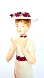 Bibelou din Porțelan – 8,5 × 7,5 × 23 cm