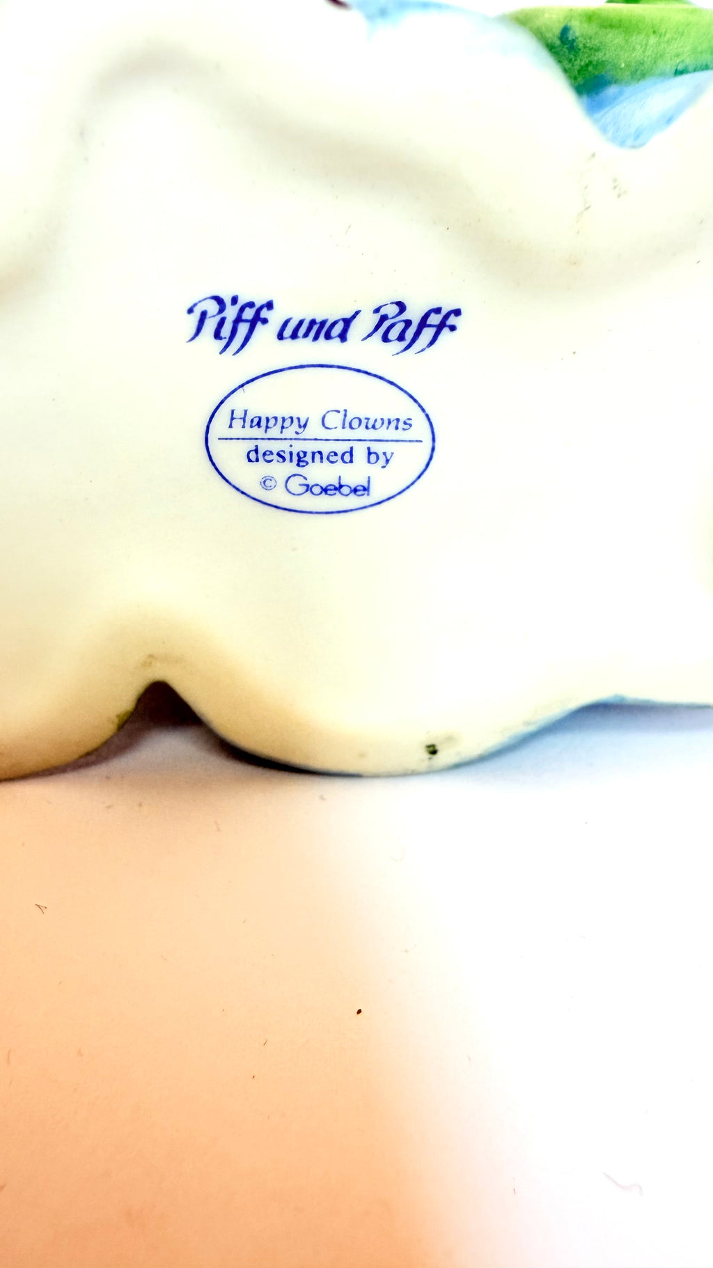 Bibelou din Ceramică Goebel – 13,5 × 6 × 13,5 cm