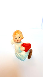 Bibelou din Ceramică Goebel – 4 × 3,5 × 6 cm