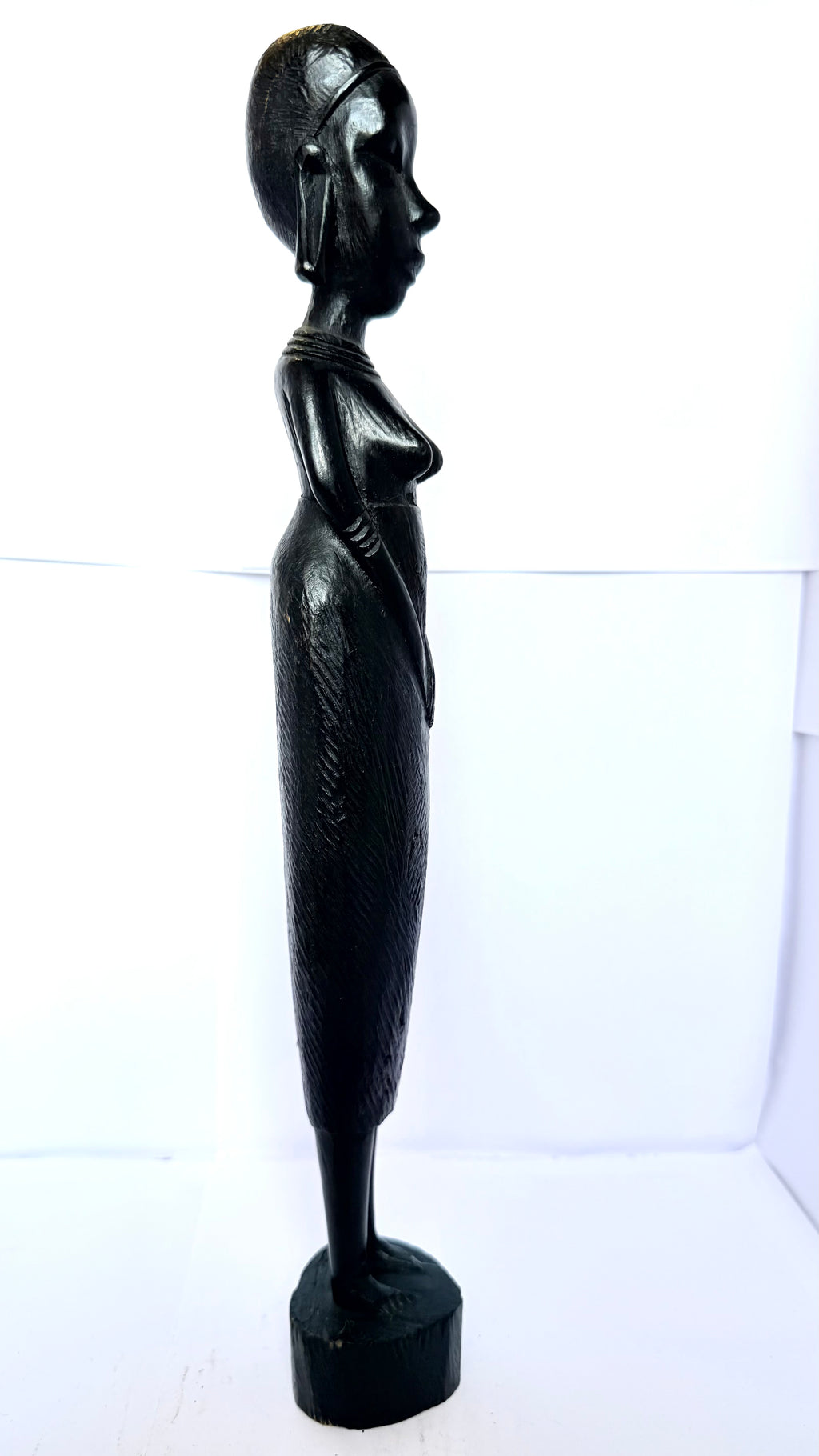 Statuetă din Lemn Lucrată Manual – 5 × 6 × 35 cm