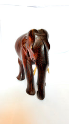 Statuetă din Lemn – 13,5 × 6,5 × 10,5 cm