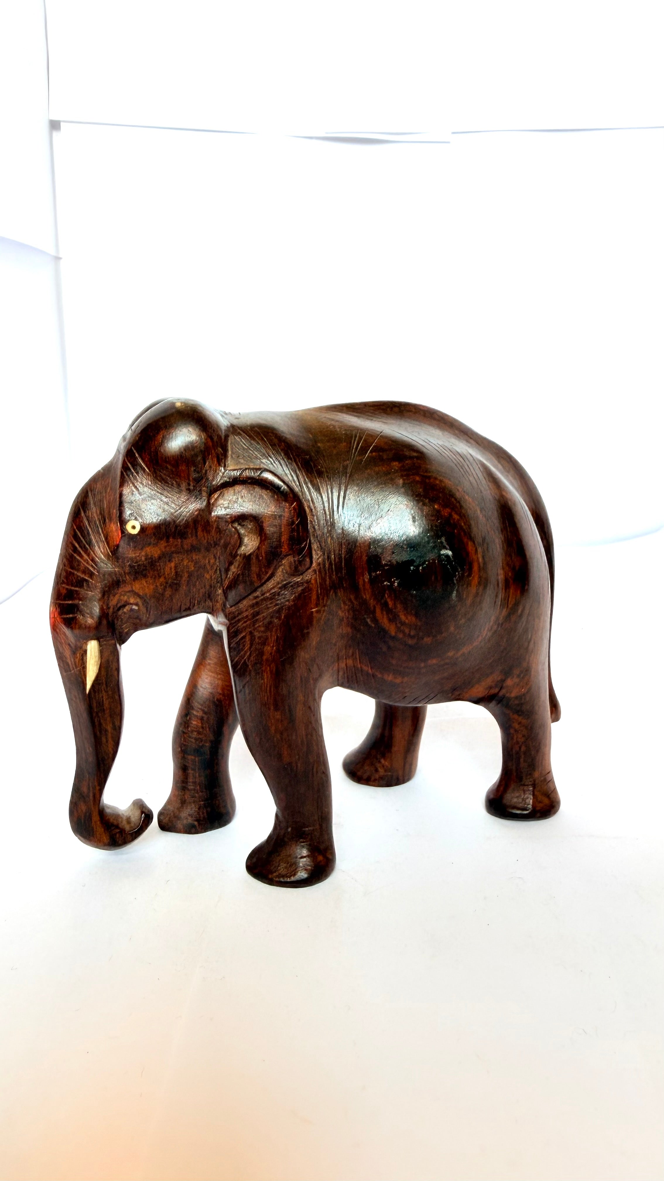 Statuetă din Lemn – 13,5 × 6,5 × 10,5 cm