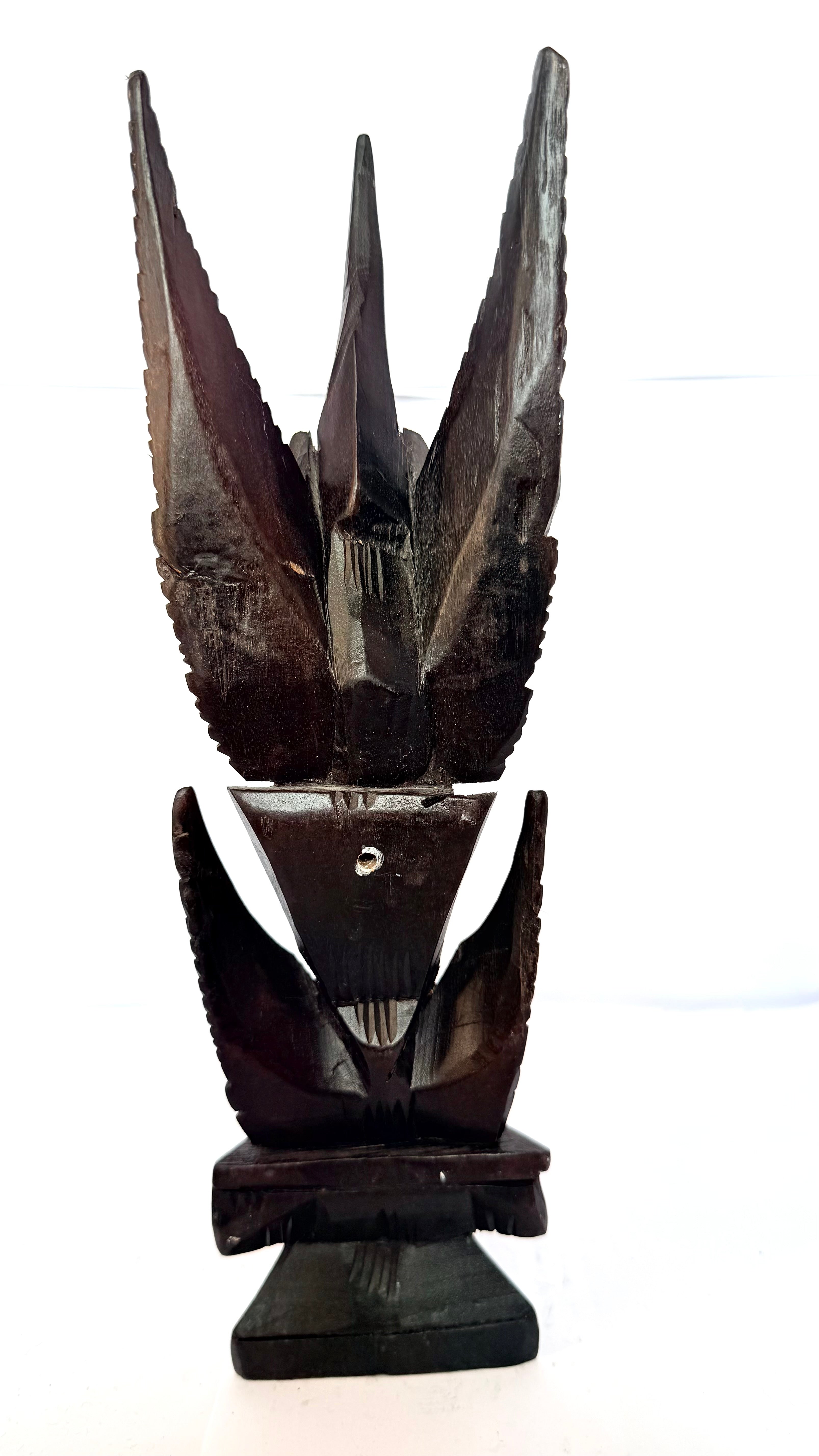 Statuetă din Lemn – 8 × 6 × 26 cm