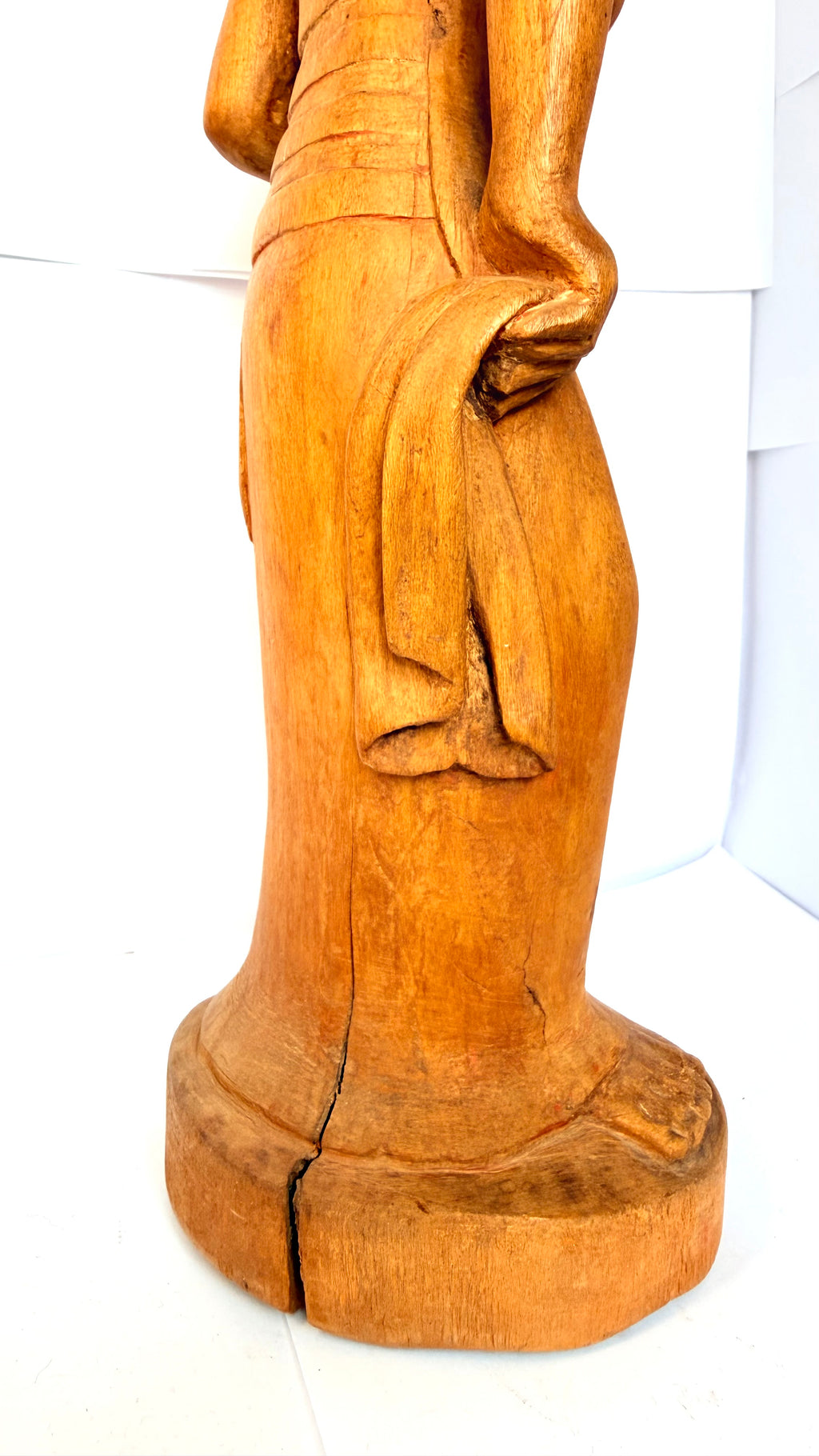 Statuetă din Lemn – 13 × 11,5 × 44 cm