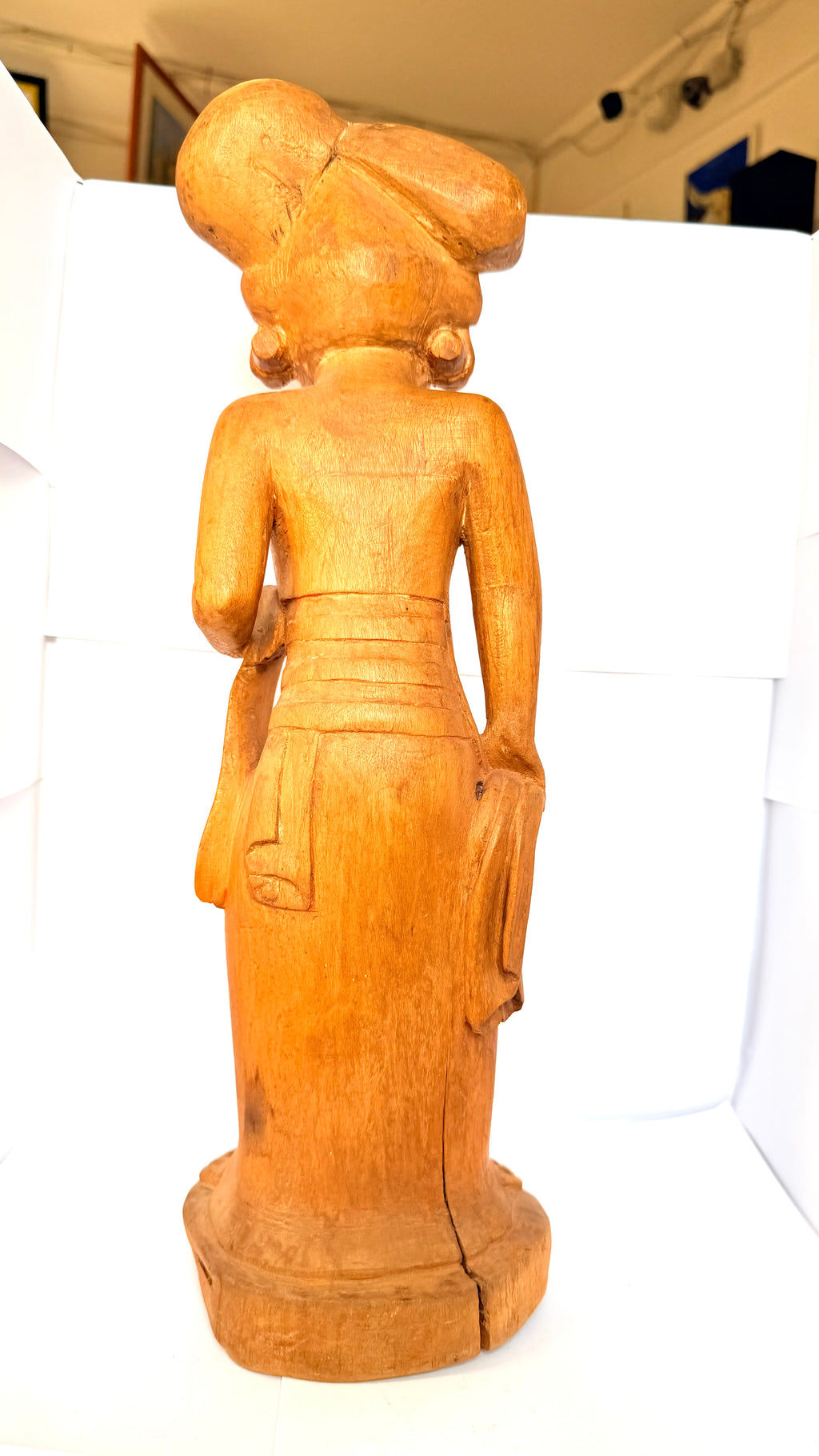 Statuetă din Lemn – 13 × 11,5 × 44 cm