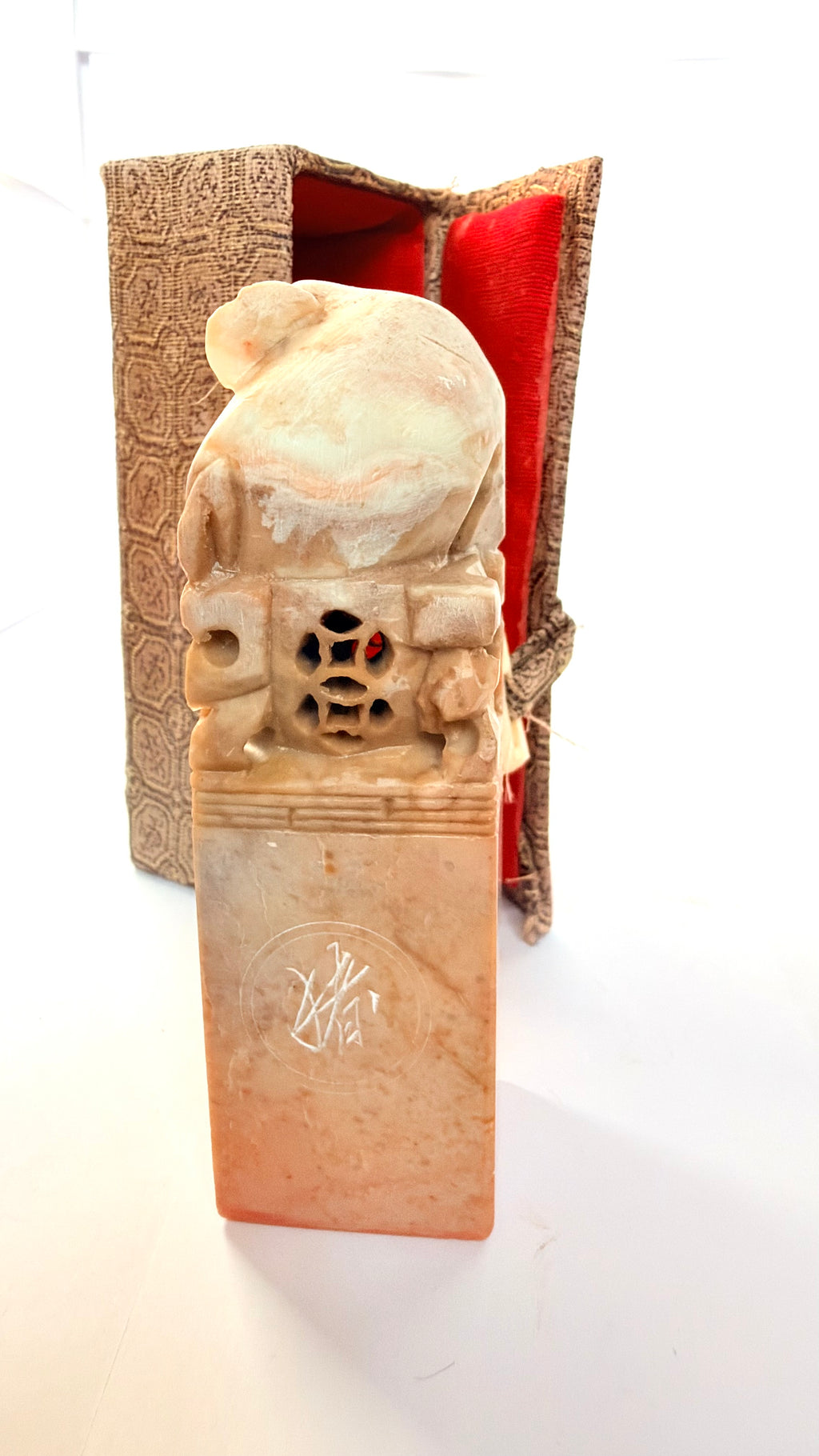 Statuetă din Marmură Naturală – 3 × 3 × 10 cm