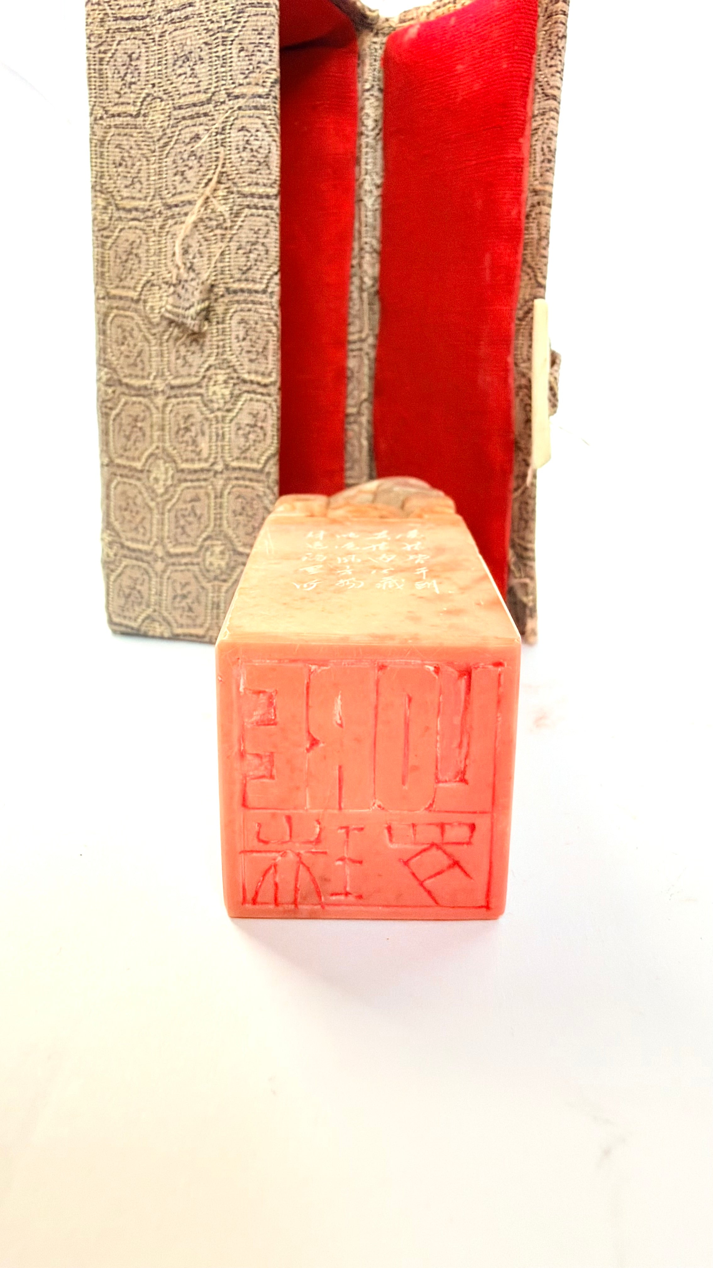 Statuetă din Marmură Naturală – 3 × 3 × 10 cm