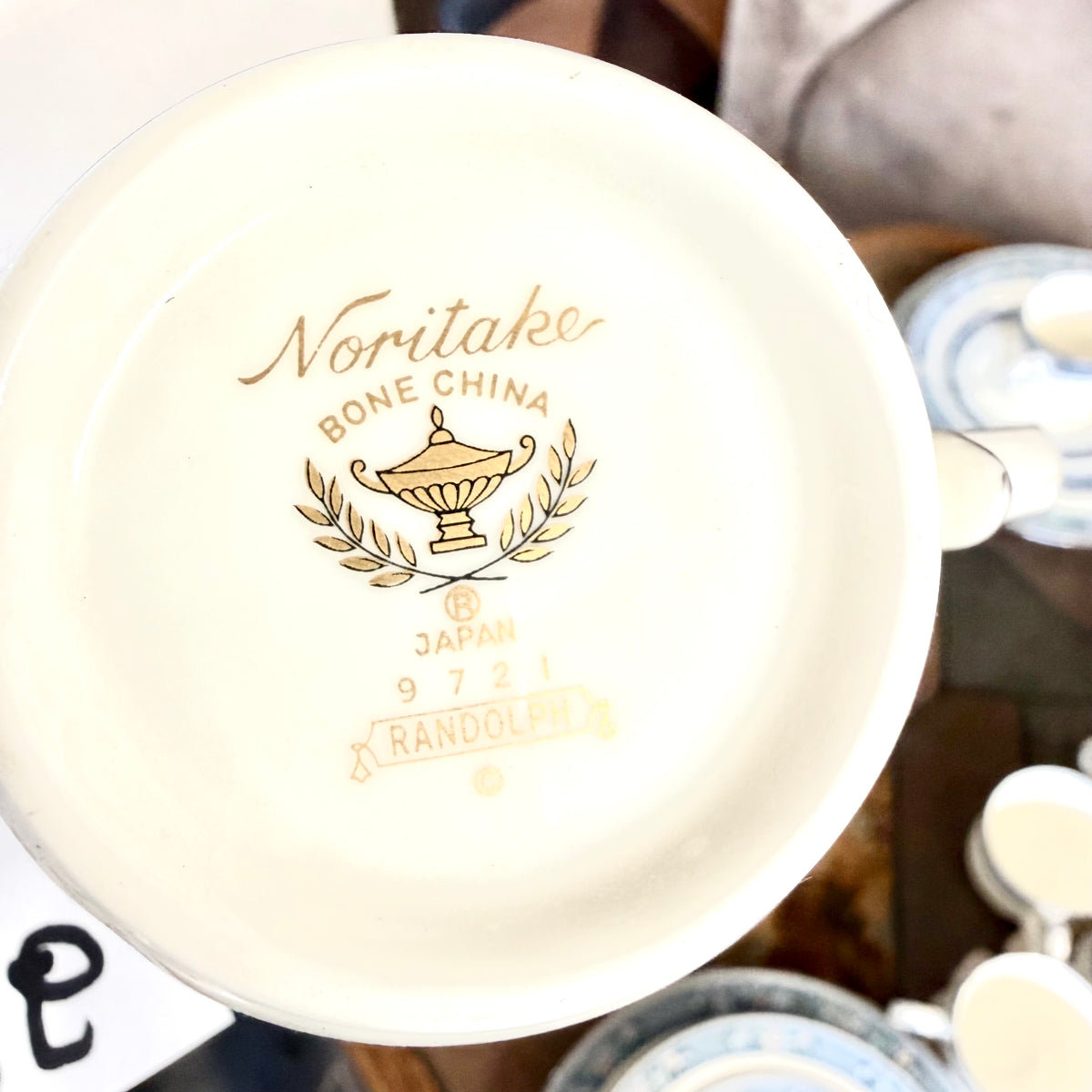 Set de Veselă Noritake din Porțelan – 33 de Piese