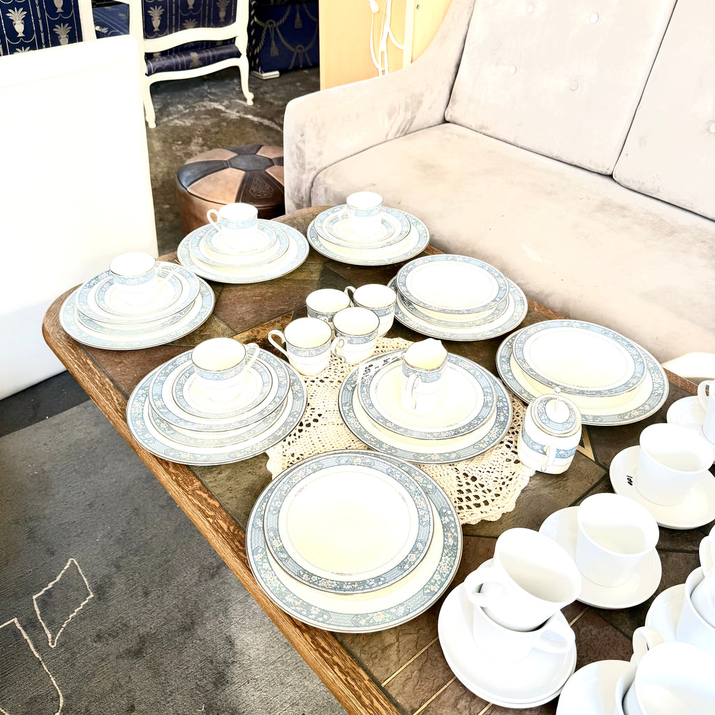 Set de Veselă Noritake din Porțelan – 33 de Piese