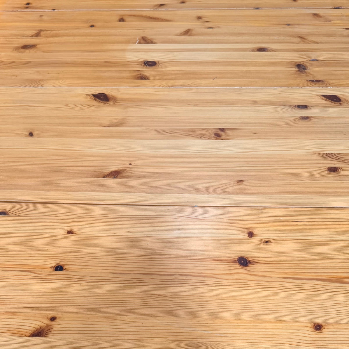 Masă Extensibilă din Lemn Masiv de Brad – 120–200 × 117 × 75 cm