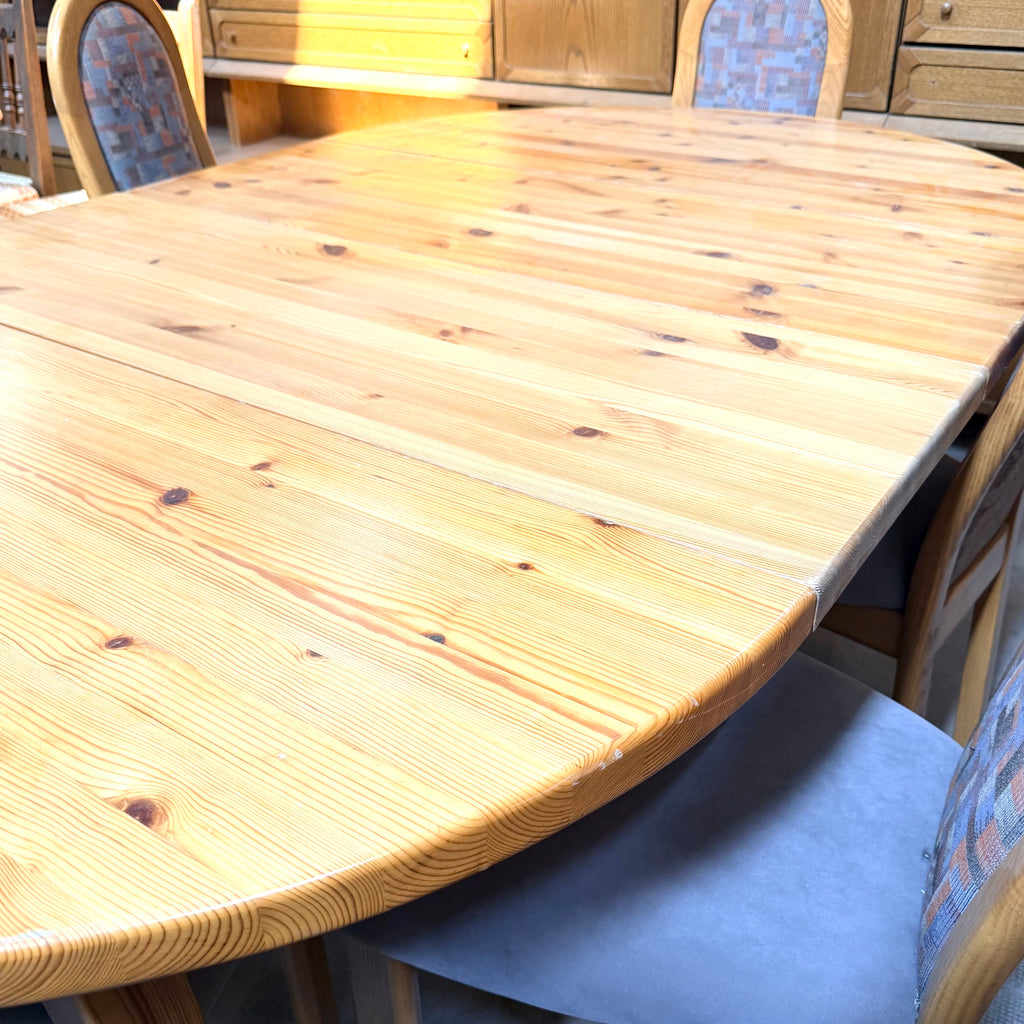Masă Extensibilă din Lemn Masiv de Brad – 120–200 × 117 × 75 cm
