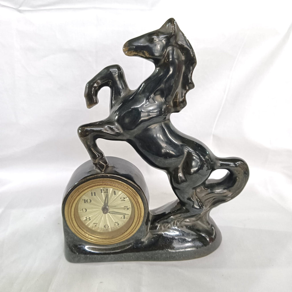 Bibelou din Porțelan în Formă de Cal cu Ceas Mecanic – 16 × 5 × 20 cm