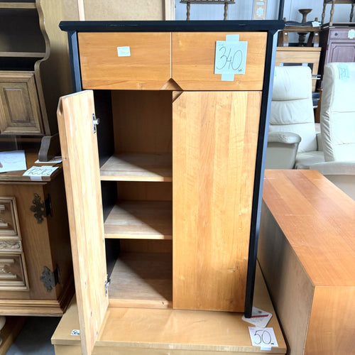 Comodă din Lemn Bej-Negru cu 2 Uși și 2 Sertare – 65 × 40 × 100 cm