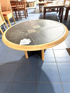 Masă de Cafea Rotundă din Lemn Masiv cu Blat din Ceramică – Ø90 × 50 cm