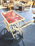 Masă Stil Gheridon din Lemn Masiv cu Roți și Blat din Ceramică – 100 × 50 × 77 cm