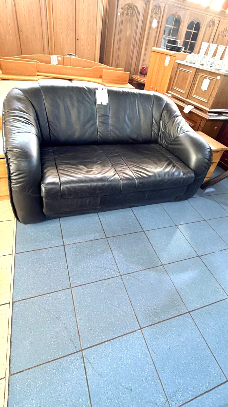 Canapea din Piele Neagră, 2 Locuri – 150 × 85 × 73 cm