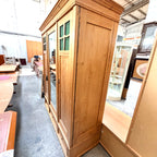 Dulap din Lemn cu 3 Uși și 3 Sertare – 164 × 60 × 190 cm