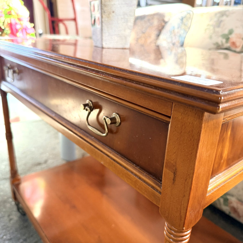 Masă de Cafea din Lemn cu Roți și Sertar – 75 × 45 × 64 cm