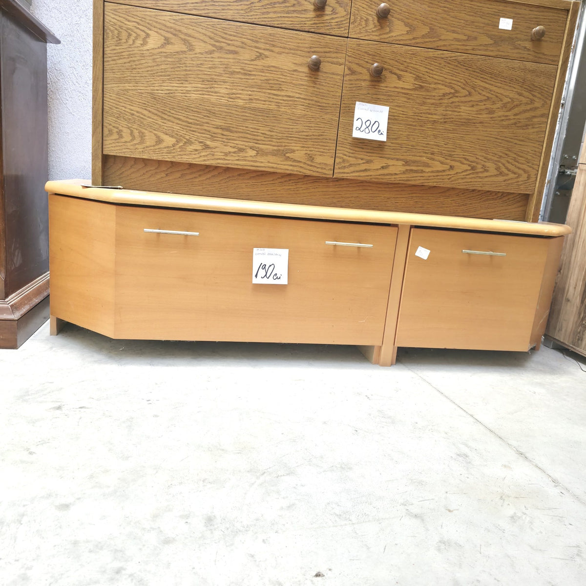 Comodă TV din Lemn cu 2 Uși – 154 × 58 × 42 cm